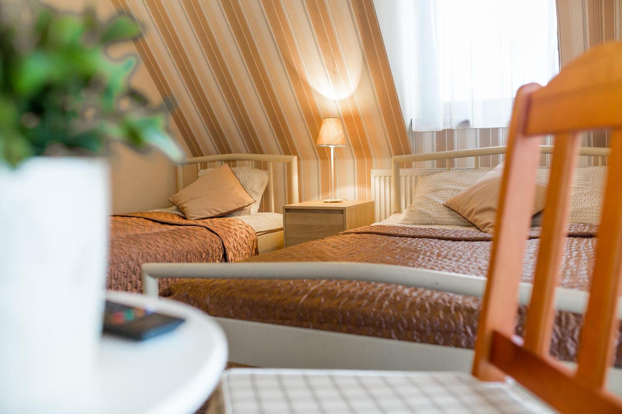u Kruka Bed & Breakfast Gron Bagian luar foto