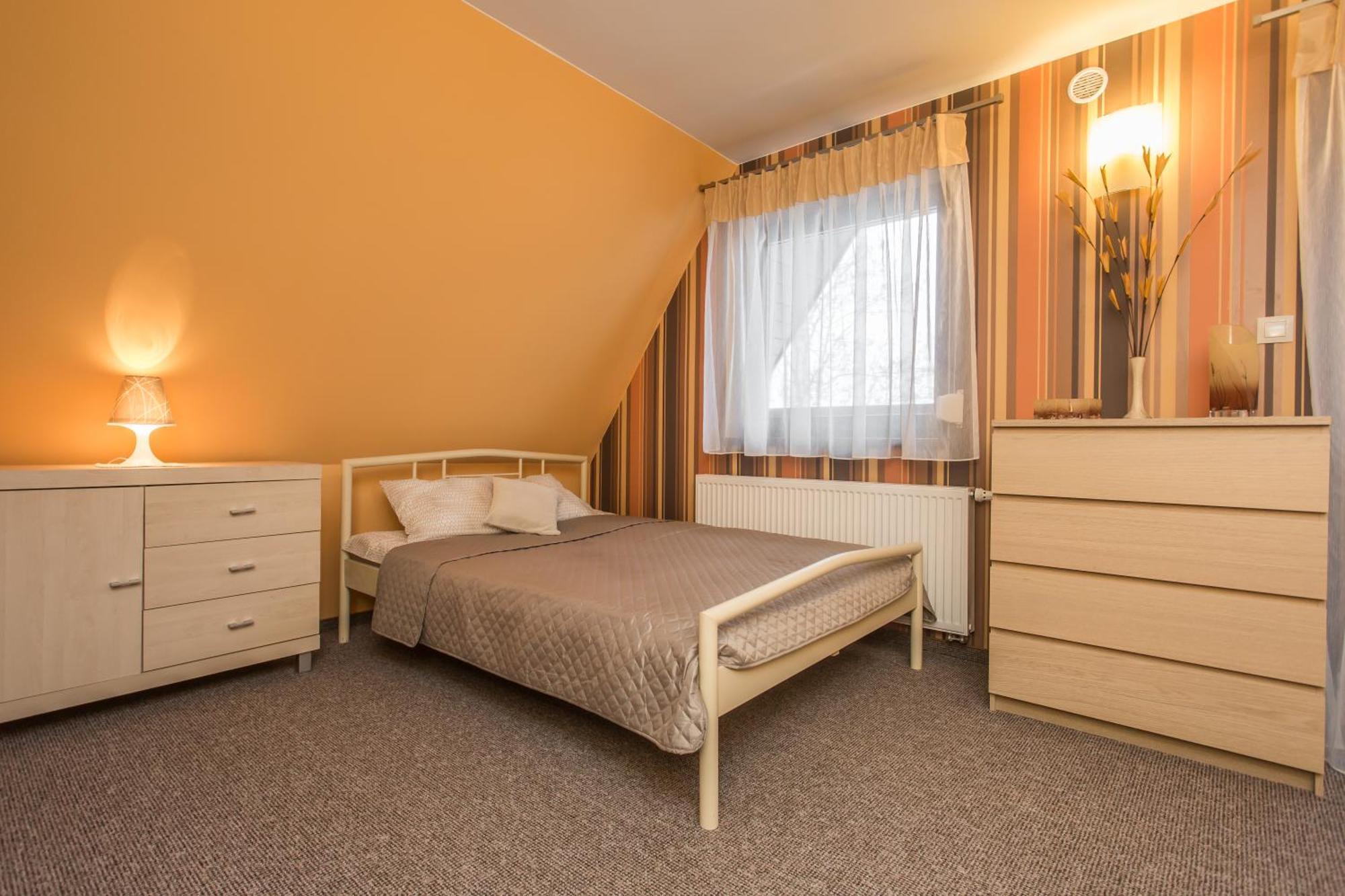 u Kruka Bed & Breakfast Gron Bagian luar foto