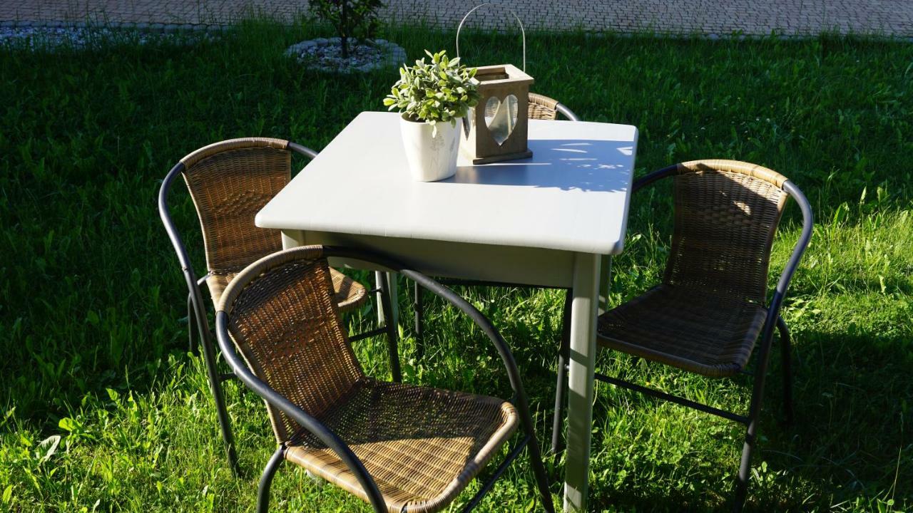 u Kruka Bed & Breakfast Gron Bagian luar foto